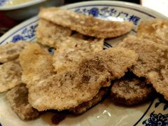 老北京炸灌肠-门框胡同百年卤煮(新街口店)