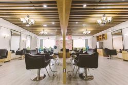 -SWANK SALON