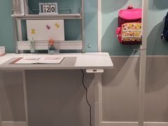 -康朴乐儿童学习桌椅(蓝色港湾店)