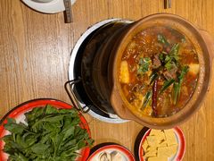 -郭婆婆疯子鸡·土货江湖菜馆