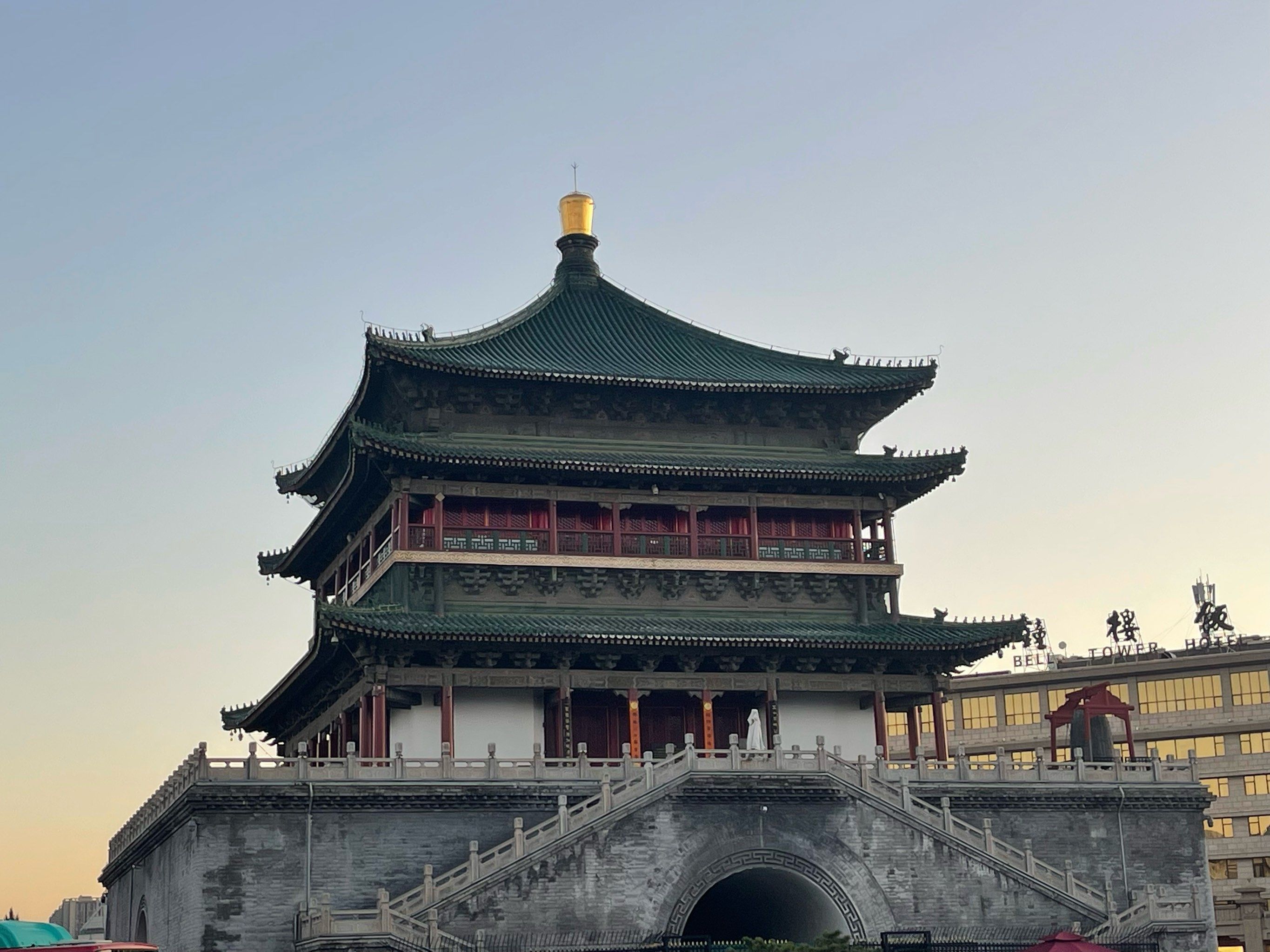 西安钟楼
到西安那天只看啦钟楼这一个