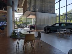 -北京京宝行宝马4S店(闵庄路店)