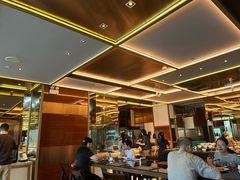-大中华希尔顿酒店-念自助餐·嗨啤·小龙虾