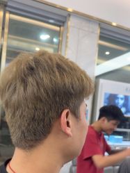 -苏奇发型·烫发染发