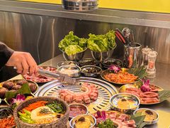-哈哈碳都·牛肋条无限自助烤肉(台江万达店)
