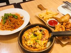 -必胜客(WOW中心城店)