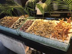 -唐拉雅秀酒店-西锦汇空中BBQ·思创餐厅