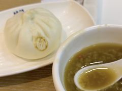 -馋笼小食堂-青岛大虾包(繁花里店)