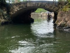 -绍兴东湖风景区