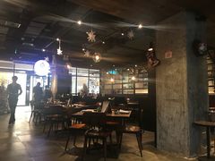 大堂-Carbon莫卡哆·意大利复古集市餐厅(杭州大厦店)