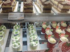 -皇冠幸福里动物奶油生日蛋糕(万达店)