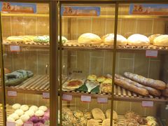 面包甜点陈列柜-BreadTalk面包新语·烘焙蛋糕(高德置地春广场店)