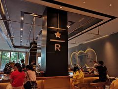 大堂-星巴克(深圳布吉万象汇4F店)