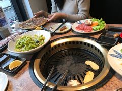 -炼火烤肉店