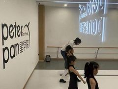 -彼得潘星学院·小模特·小主播