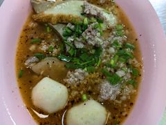 猪肉细米粉汤-榮泰米粉湯(Left Shop)