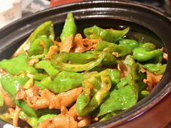 辣椒小炒肉-吴越荣记苏州菜·松鼠桂鱼 100% 活鱼现做(月光码头店)