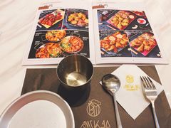 -博姆炸鸡精品餐厅(常发广场店)