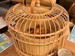 -临界音乐酒馆·小龙虾·江湖菜(华熙LIVE·鱼洞店)