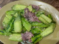 丝瓜炒牛肉-贞姨美食·老字号海鲜大排档