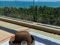 -三亚湾海居铂尔曼度假酒店