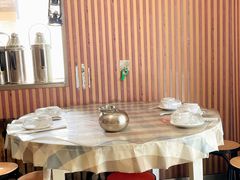 大堂-华春餐馆(鱼山路店)