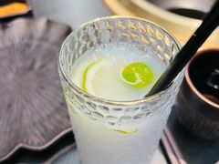 -铭牛烧肉·和牛海鲜自助(高新月牙湖店)