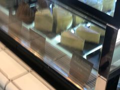 面包甜点陈列柜-81BAKERY(大学路店)