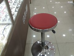-西南眼镜·蔡司·依视路战略合作店(南街店)