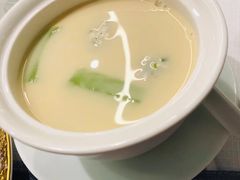 浓鱼汤手打黄鱼丸子-北京厨房(西安SKP店)