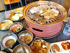 -允辛家·自助泥炉烤肉(九亭店)