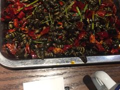 -喝丢一只鞋辣炒海鲜小烧烤(三八广场店)