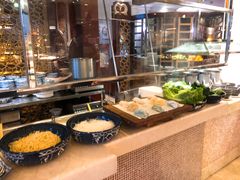 自助取餐区-东莞塘厦三正半山温泉酒店·沙利文西餐厅