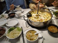 -德林酸菜鱼火锅(南丹店)