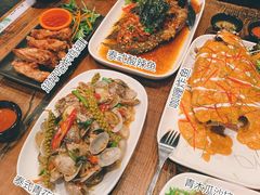 -Show Neua Thai Street Food