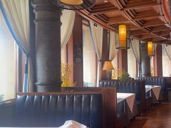 -八府香鸭·啫啫煲(华山路店)