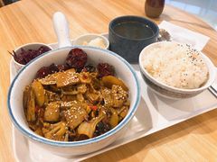 -轻蔬不用等·素食(江苏路店)