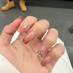 -晨·艺美甲美睫