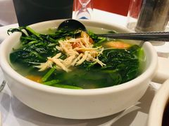 招牌鸡汤豌豆尖-眉州东坡·熊猫主题餐厅(枫蓝店)