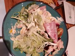 牛油果鸡肉沙拉-米兰西点(新华路店)