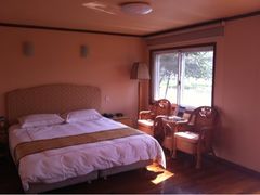 森林小木屋-上海怡沁园度假酒店