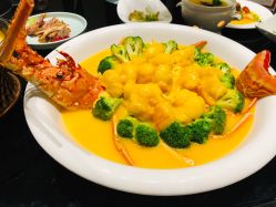 -铂爵宫皇家婚礼会馆