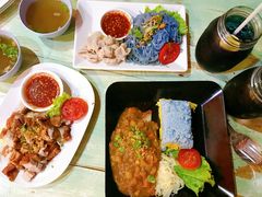 -蝶豆花蓝面条