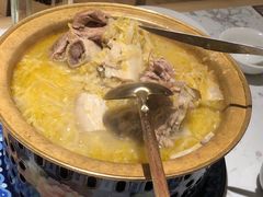 大骨头炖酸菜-关东小磨东北菜(漕河泾印象城店)