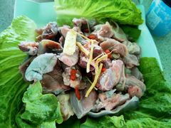 -墨脱石锅椰子鸡•香草鸭•东山羊(大东海店)