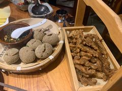-老凯俚酸汤鱼(鸿通城店)