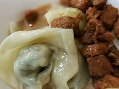 -潘国仙耳光馄饨(黄家阙路店)