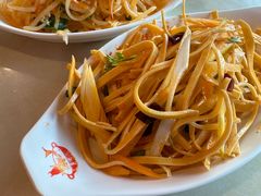 -王老六铁锅炖鱼(华阳路店)