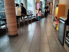 -麦当劳(虹梅路地铁站店)