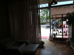 -耳语轻风专业采耳馆(古北花世界商业广场店)
